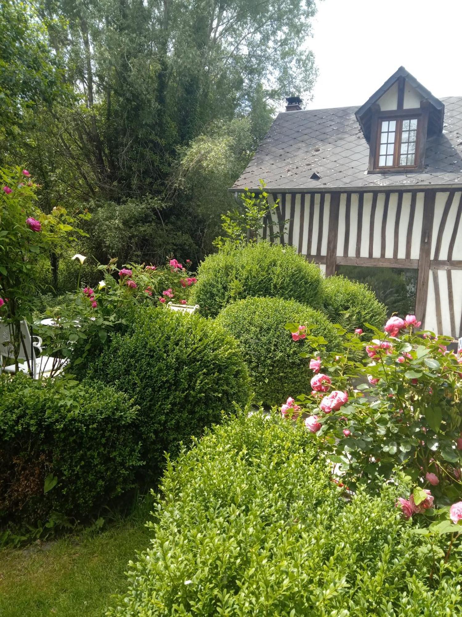 Neslette Le Moulin Des Roses Bed & Breakfast エクステリア 写真
